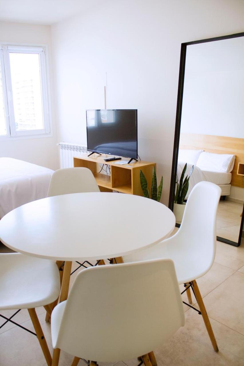 Corrientes Premium Con Desayuno Apartment Bahía Blanca Екстериор снимка